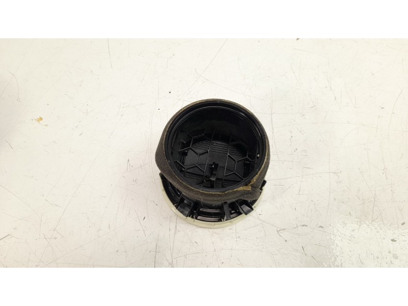 Recambio de rejilla aireadora para ford ka (ccu) 1.2 8v cat referencia OEM IAM 226726  