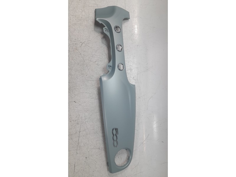Recambio de moldura para fiat 500 referencia OEM IAM 735619848  