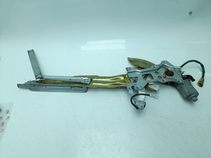 Recambio de elevalunas delantero izquierdo para mitsubishi montero sport (k90) referencia OEM IAM MR970605 MR970605 