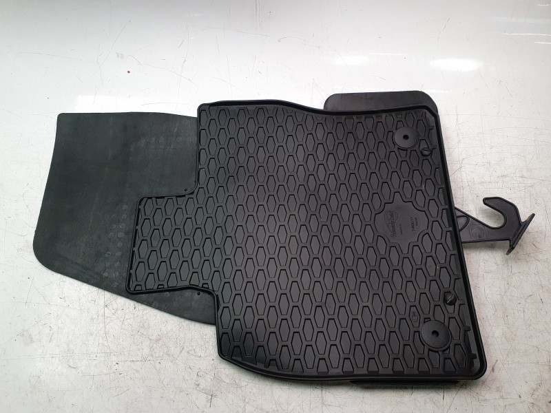 Recambio de juego alfombrillas para volkswagen t-roc (a11, d11) 1.0 tsi referencia OEM IAM 2GA061550  