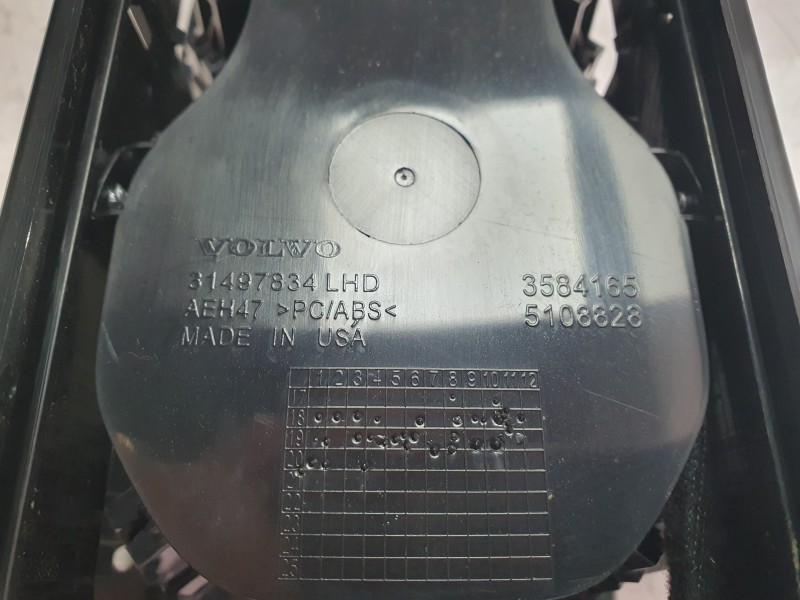 Recambio de guantera para volvo s60 iii (224) t5 referencia OEM IAM 31497834  