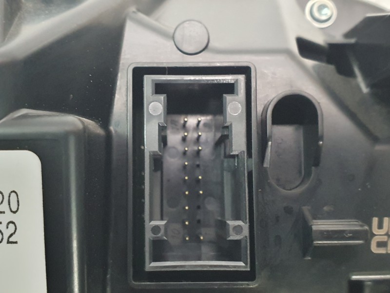 Recambio de cuadro instrumentos para volkswagen touran (5t1) 2.0 tdi referencia OEM IAM 3G0920320D  