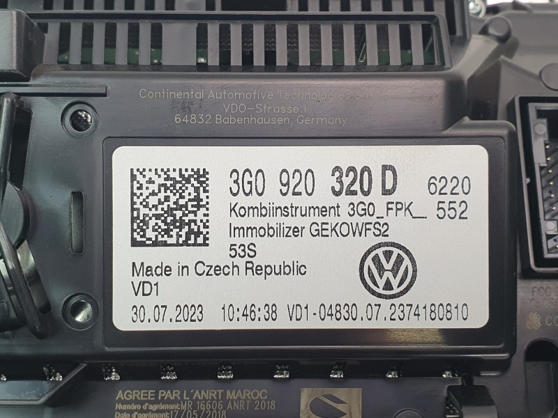 Recambio de cuadro instrumentos para volkswagen touran (5t1) 2.0 tdi referencia OEM IAM 3G0920320D  