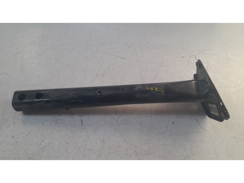 Recambio de soporte motor para jeep renegade suv (bu, b1, bv) 1.6 referencia OEM IAM 0051948510  