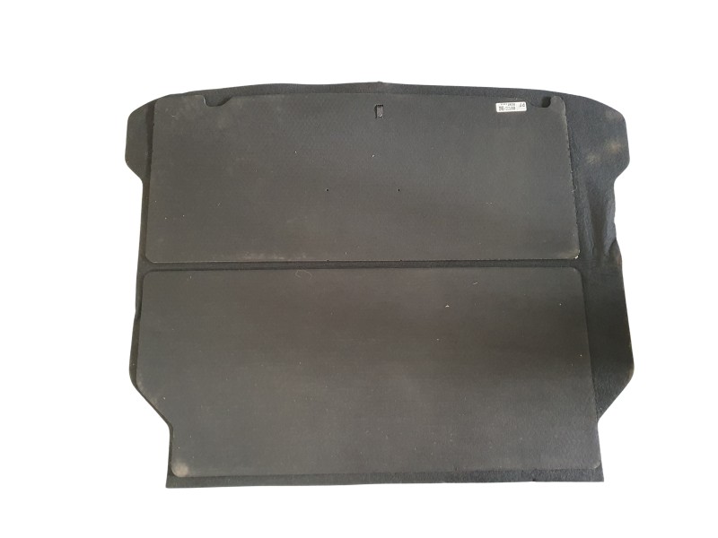 Recambio de alfombra maletero para mazda 3 berlina (bp) evolution referencia OEM IAM BDMT6881X  