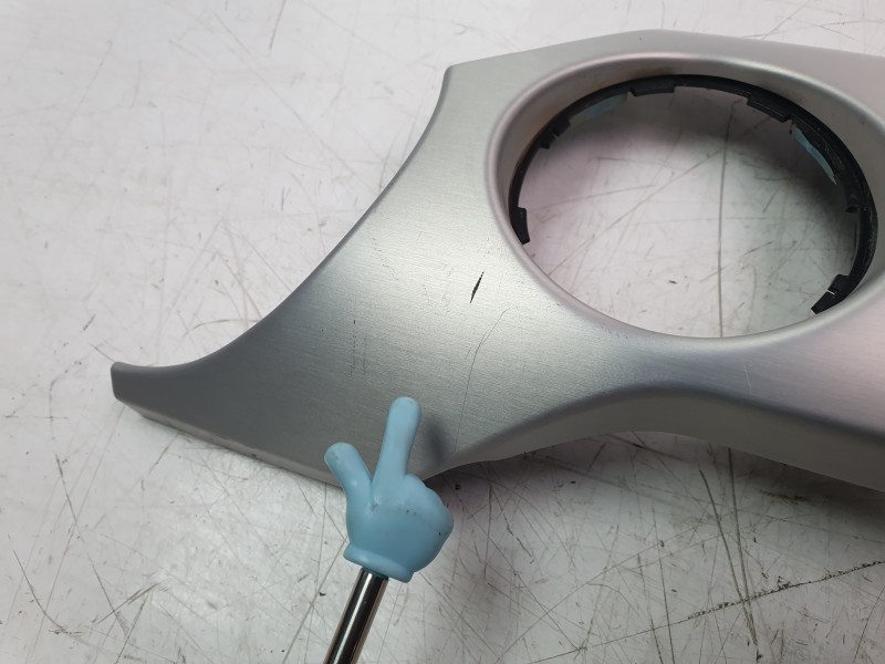 Recambio de moldura para ford mustang gt referencia OEM IAM FR3B63044A92  