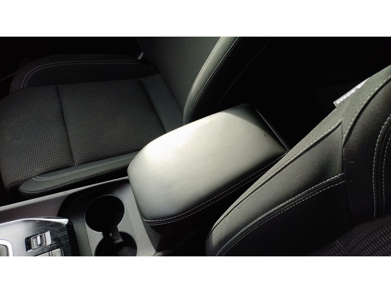 Recambio de apoyabrazos central para nissan qashqai iii (j12) 1.3 dig-t referencia OEM IAM   