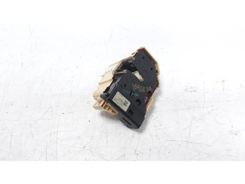Recambio de cerradura puerta delantera derecha para alfa romeo giulia (952) 2.2 jtdm cat referencia OEM IAM 50536541  