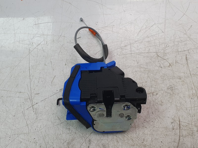 Recambio de cerradura puerta delantera izquierda para hyundai i20 iii (bc3, bi3) 1.0 t-gdi referencia OEM IAM 81310Q0000  