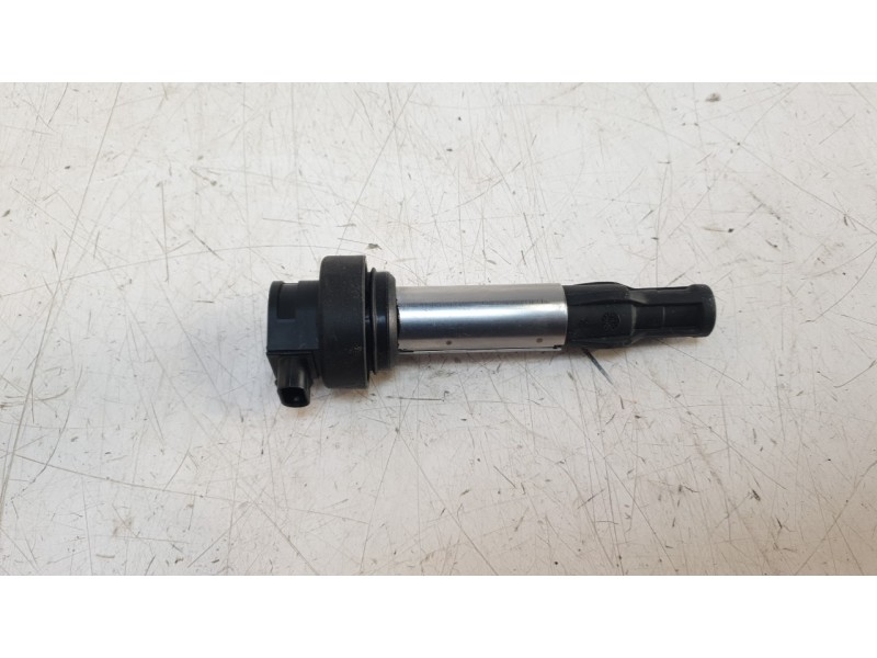 Recambio de piloto delantero izquierdo para bmw f 900 r referencia OEM IAM 7924318 12137924318 