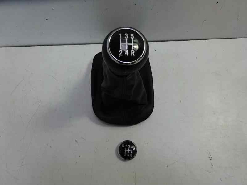 Recambio de pomo palanca cambio para volkswagen passat variant (3b5) referencia OEM IAM POMOPASSAT POM40104 