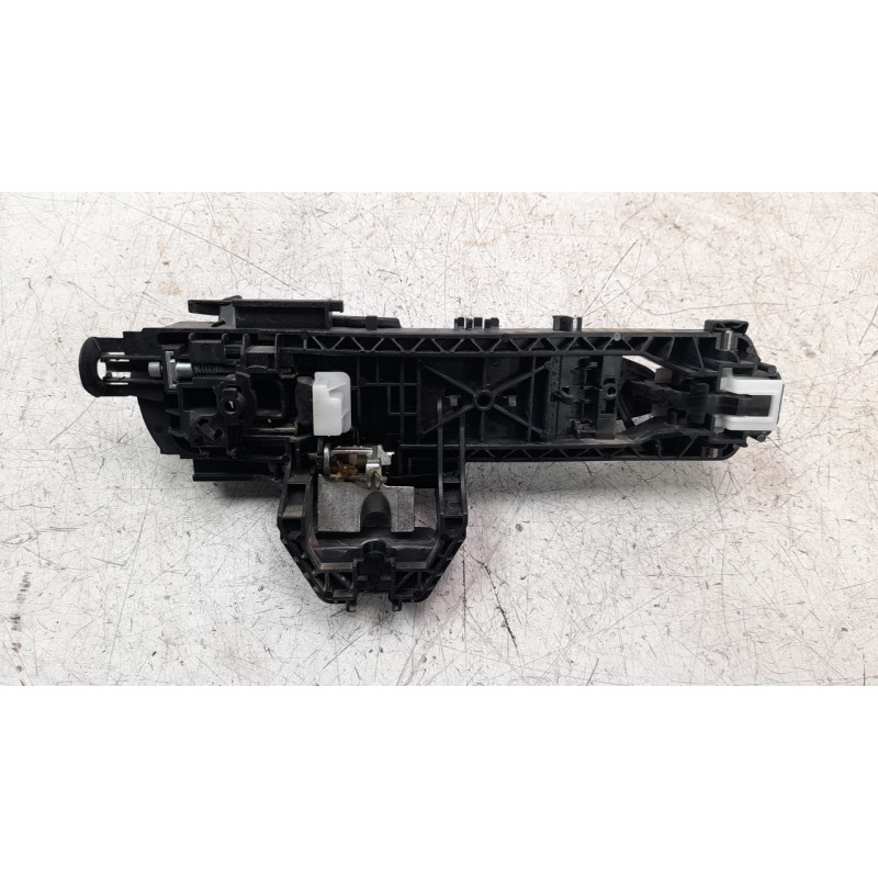 Recambio de maneta exterior trasera izquierda para mercedes-benz clase gla (w156) gla 200 cdi (156.908) referencia OEM IAM A2047