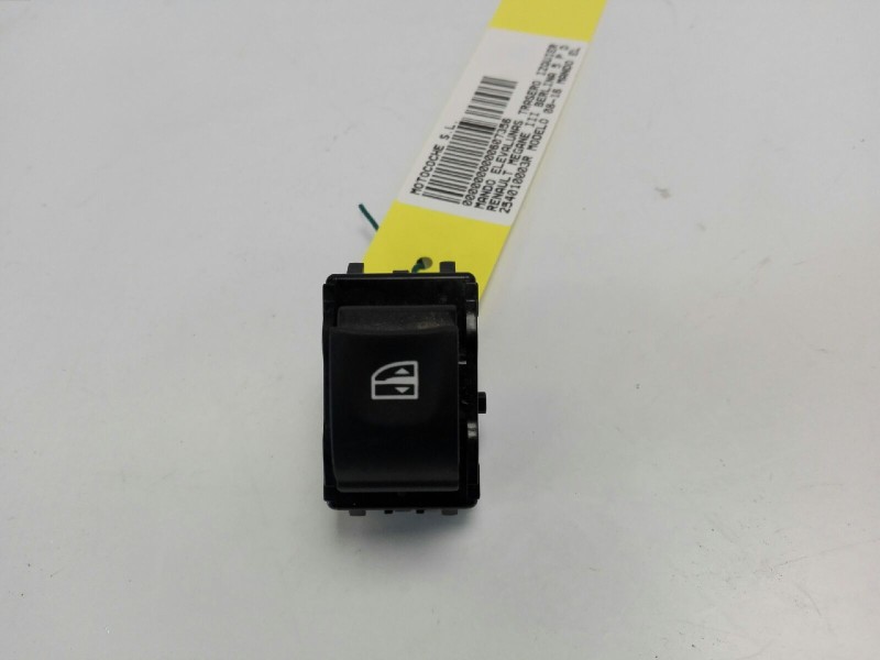 Recambio de mando elevalunas trasero izquierdo para renault megane iii berlina 5 p dynamique referencia OEM IAM 254010003R  