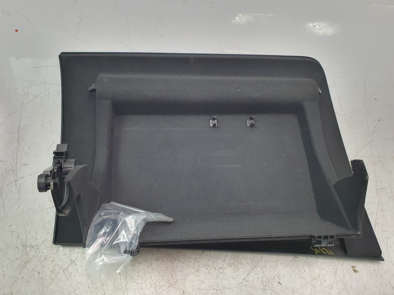 Recambio de guantera para volvo s60 iii (224) t5 referencia OEM IAM 31688380  