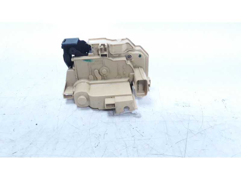 Recambio de cerradura puerta delantera derecha para alfa romeo giulia (952) 2.2 jtdm cat referencia OEM IAM 50536541  