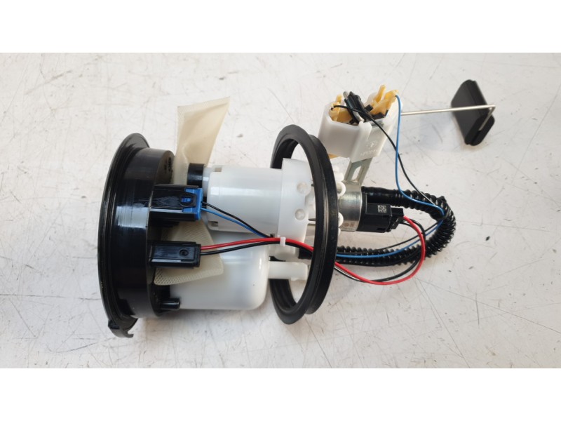 Recambio de bomba combustible para bmw f 900 r referencia OEM IAM 982918301 16149829183 