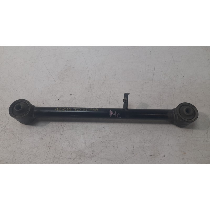 Recambio de brazo suspension inferior trasero derecho para suzuki vitara cabrio (et, ta) 1.6 (se 416) referencia OEM IAM 4631060