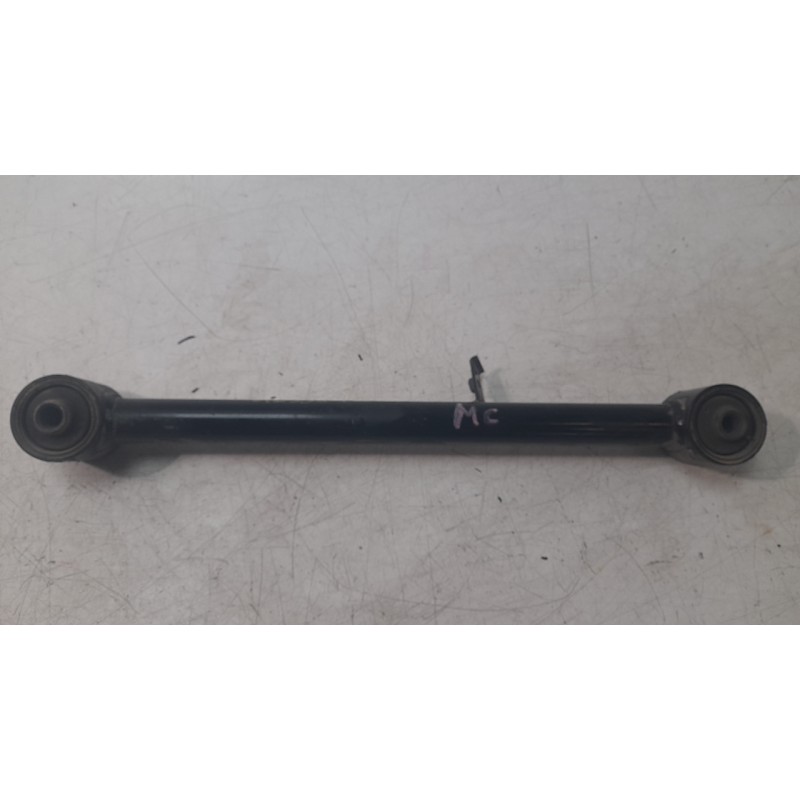 Recambio de brazo suspension inferior trasero izquierdo para suzuki vitara cabrio (et, ta) 1.6 (se 416) referencia OEM IAM 46320