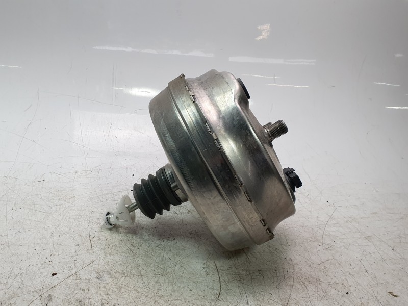 Recambio de servofreno para volvo s60 iii (224) t5 referencia OEM IAM P31230197  