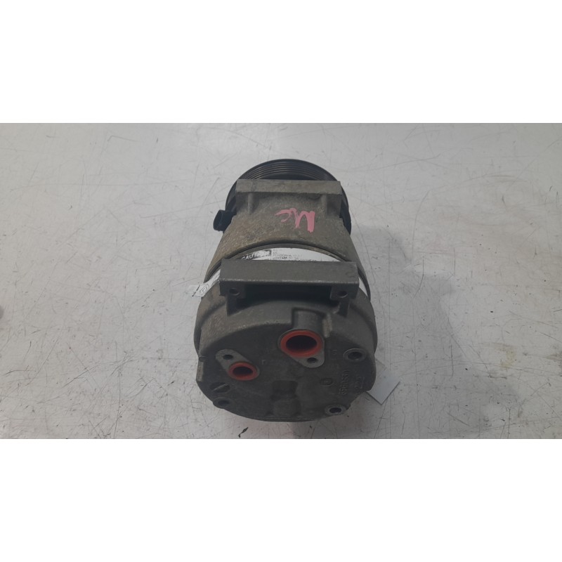 Recambio de compresor aire acondicionado para renault megane i coach (da0/1_) 1.9 dci (da05, da1f) referencia OEM IAM 7700105765