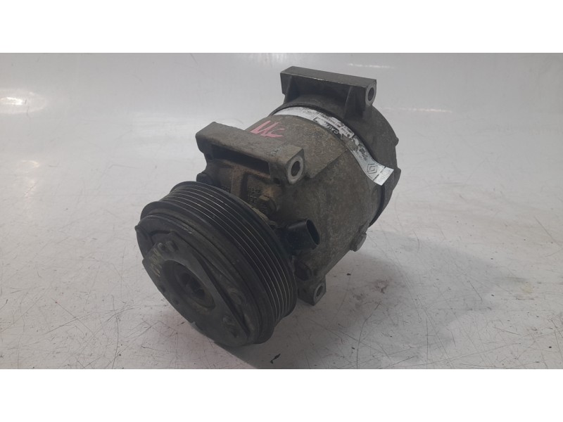Recambio de compresor aire acondicionado para renault megane i coach (da0/1_) 1.9 dci (da05, da1f) referencia OEM IAM 7700105765