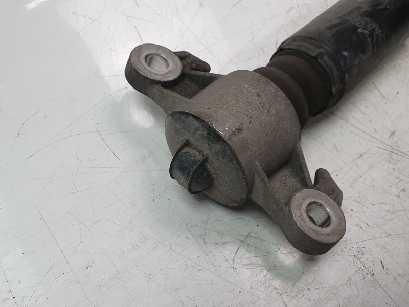 Recambio de amortiguador trasero derecho para volvo s60 iii (224) t5 referencia OEM IAM P31658549  