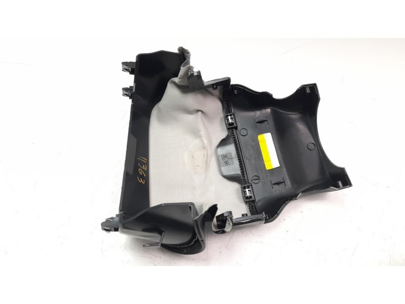 Recambio de moldura para land rover range rover evoque referencia OEM IAM K8D23F902A  