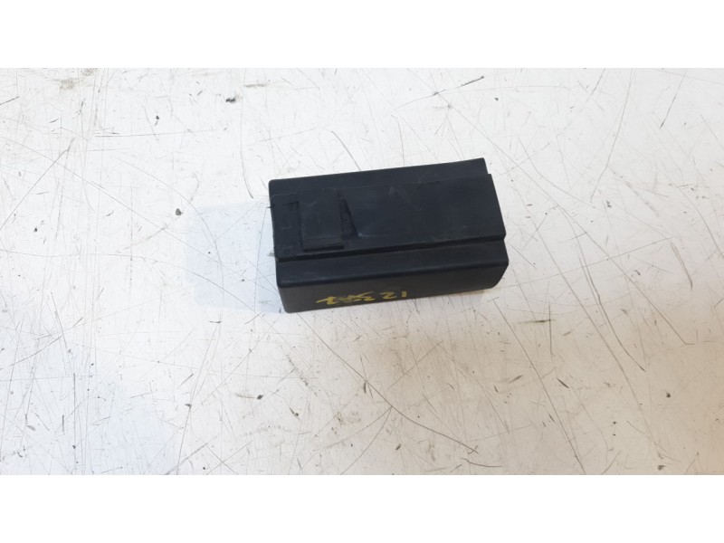 Recambio de modulo electronico para honda cb 750 hornet referencia OEM IAM 5VK8195051  