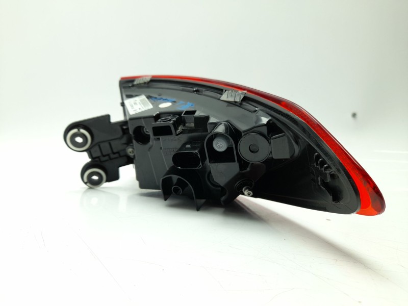 Recambio de piloto trasero izquierdo para cupra leon (kl1, ku1, kug) 1.5 tsi referencia OEM IAM 5FA945207D  