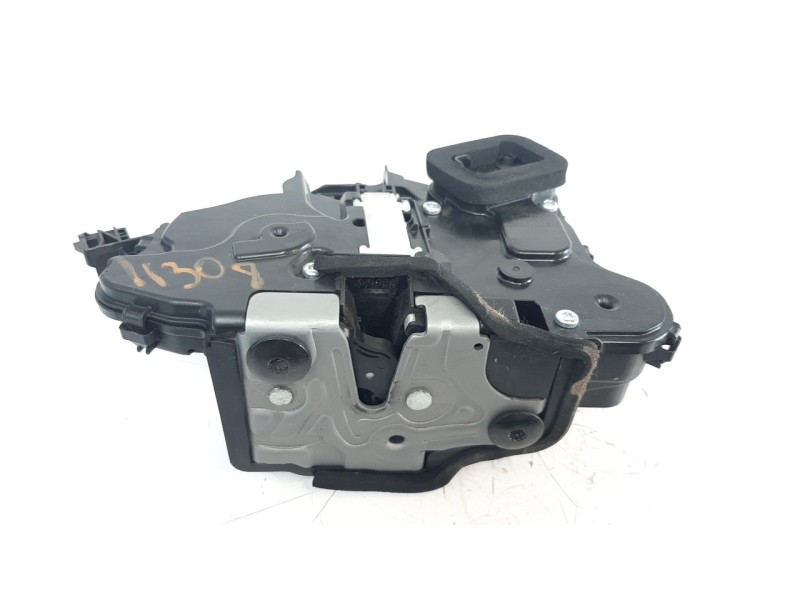 Recambio de cerradura puerta delantera derecha para volkswagen polo 1.0 tsi referencia OEM IAM 10B837016  