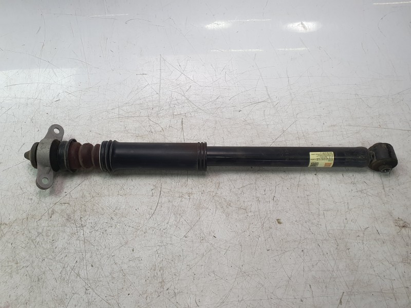 Recambio de amortiguador trasero izquierdo para kia stonic (ybcuv) drive referencia OEM IAM 55300H8750  