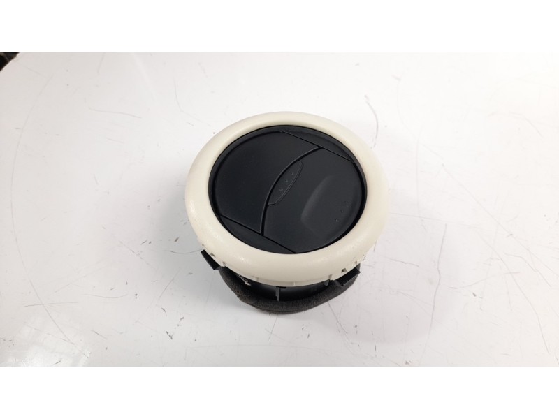 Recambio de rejilla aireadora para ford ka (ccu) 1.2 8v cat referencia OEM IAM 226726  