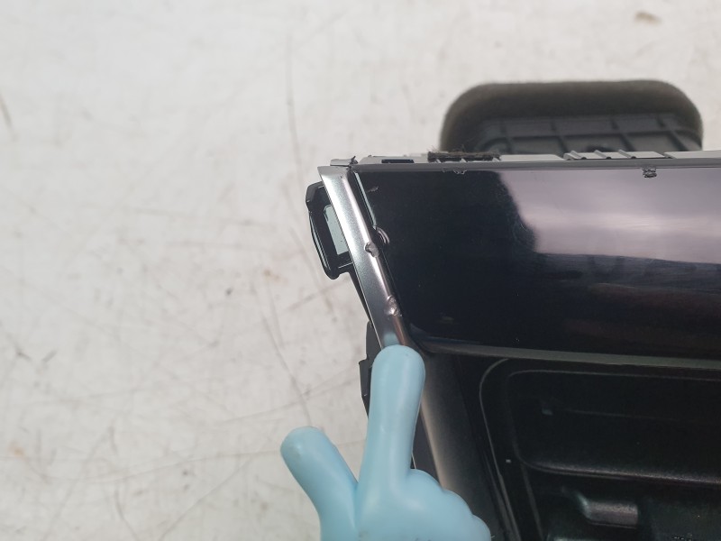 Recambio de aireador central para kia stonic (ybcuv) drive referencia OEM IAM 84740H8AE0  