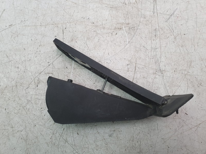 Recambio de potenciometro pedal para bmw x2 (f39) sdrive18d referencia OEM IAM 21490710  