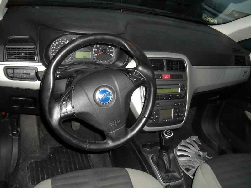 fiat grande punto (199) del año 2007