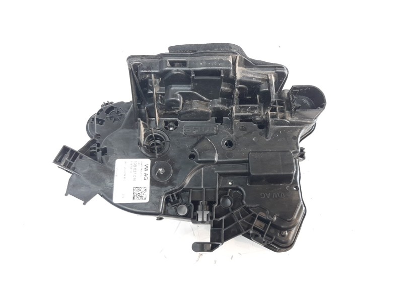 Recambio de cerradura puerta delantera derecha para volkswagen polo 1.0 tsi referencia OEM IAM 10B837016  