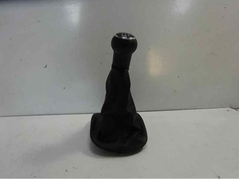 Recambio de pomo palanca cambio para volkswagen passat variant (3b5) referencia OEM IAM POMOPASSAT POM40104 