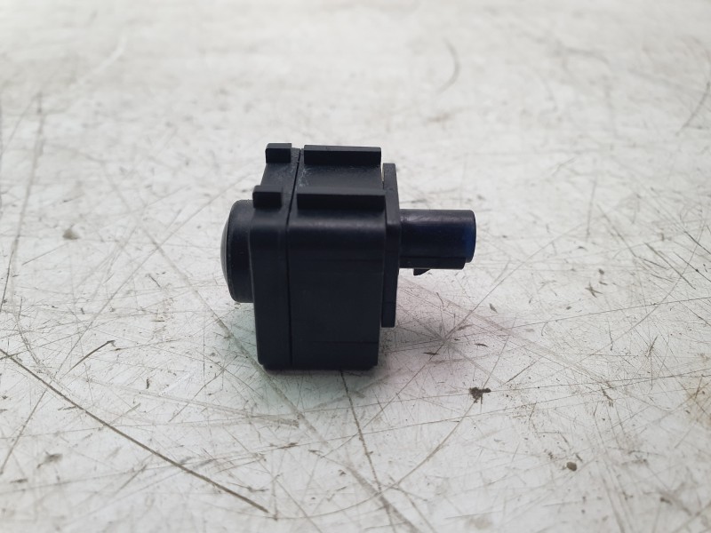 Recambio de camara vision trasera para peugeot 208 ii (ub_, up_, uw_, uj_) 1.2 puretech 100 referencia OEM IAM 9847393780  