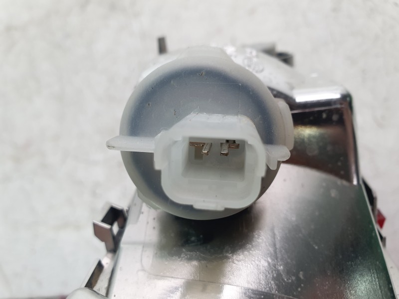 Recambio de piloto trasero central para peugeot 208 ii (ub_, up_, uw_, uj_) 1.2 puretech 100 referencia OEM IAM 9674308980  