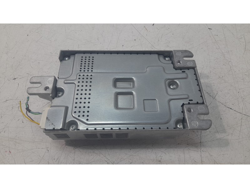 Recambio de amplificador de antena para bmw 1 (f40) 118 d referencia OEM IAM R35A9BF7901  
