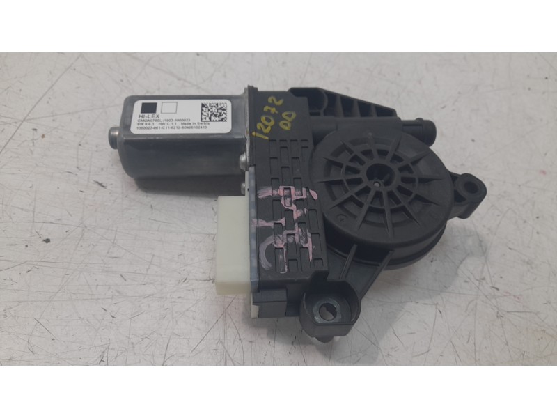 Recambio de motor elevalunas delantero derecho para bmw 1 (f40) 118 d referencia OEM IAM CMOA0760L  