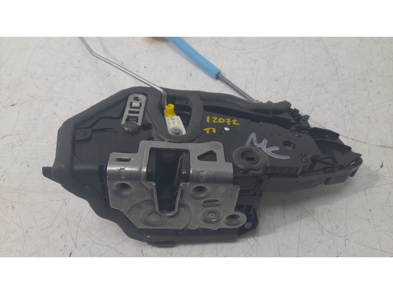 Recambio de cerradura puerta trasera izquierda para bmw 1 (f40) 118 d referencia OEM IAM 51227956144  