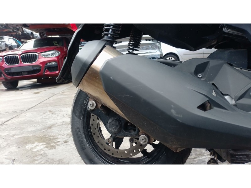 Recambio de silenciador trasero para bmw c c 400 x referencia OEM IAM   