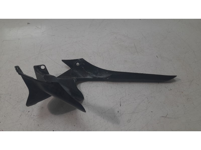 Recambio de moldura para yamaha mt mt-07 tracer (rm14) referencia OEM IAM B34F165002  