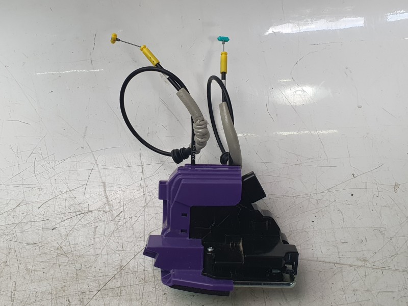 Recambio de cerradura puerta trasera derecha para ssangyong korando (c300) 1.5 referencia OEM IAM 7132037000  