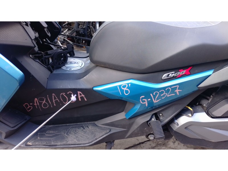 Recambio de moldura para bmw c c 400 x referencia OEM IAM   