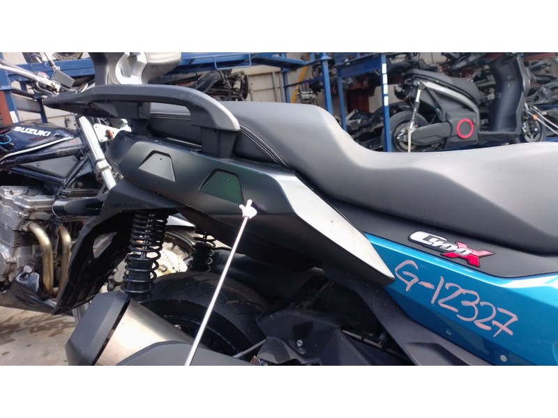 Recambio de moldura para bmw c c 400 x referencia OEM IAM   