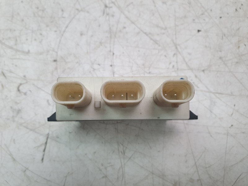 Recambio de centralita porton trasero electrico para land rover range rover evoque (l538) 2.0 4x4 referencia OEM IAM C02731103 K