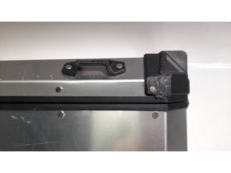 Recambio de portaequipajes para benelli trk 702x referencia OEM IAM A440097003000  