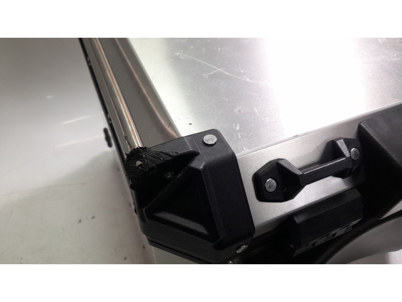 Recambio de portaequipajes para benelli trk 702x referencia OEM IAM A440097003000  